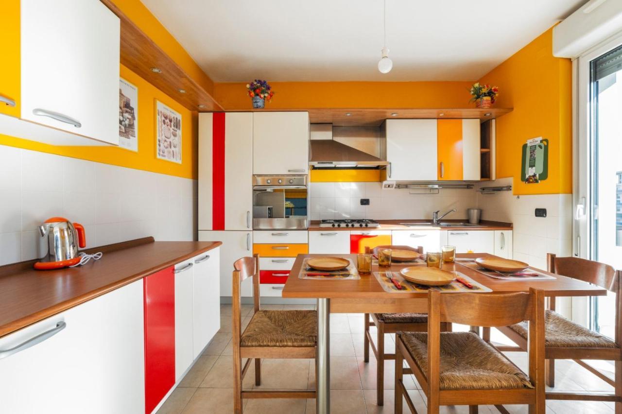 Apartment Rogoredo With Garage Mailand